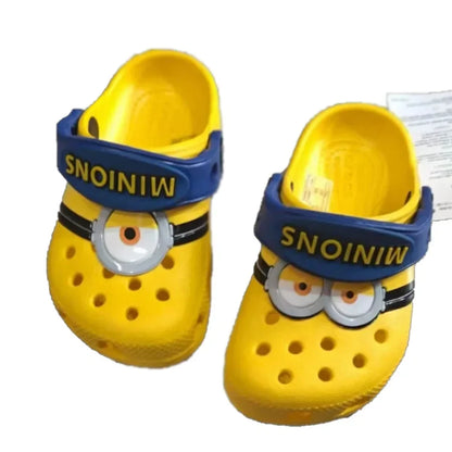 Crocs Barn Minions